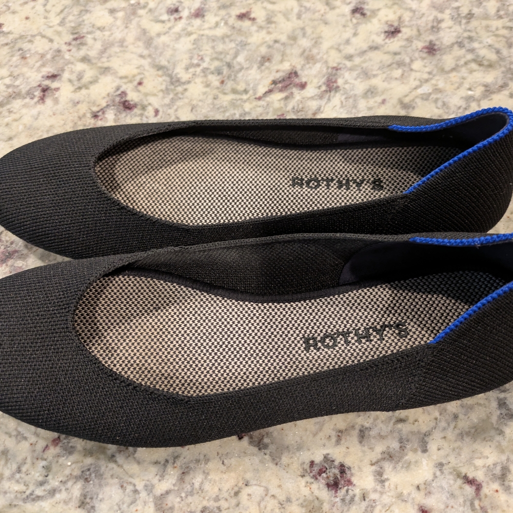 Rothy's Women's Black and Blue Flats